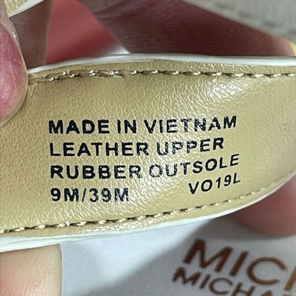 MICHAEL MICHAEL KORS, CUNNINGHAM SANDAL LEATHER, SIZE 8.5 - Picture 12 of 13